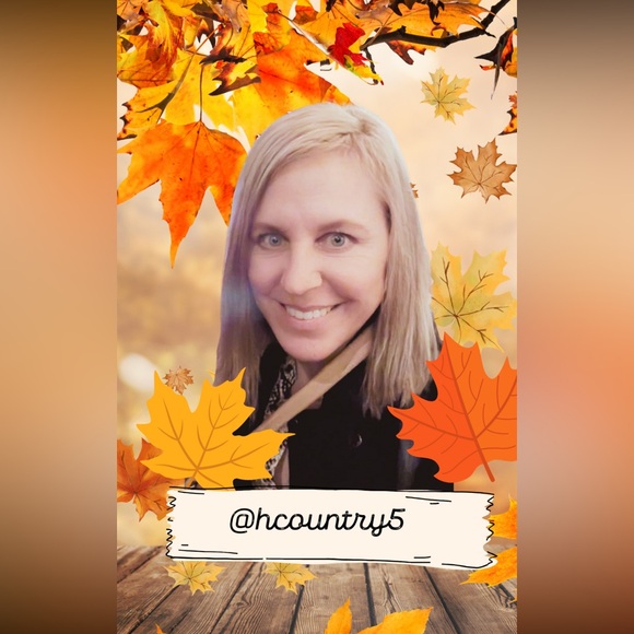 11/13/25 The Theme Team Gathered in Gratitude! - Picture 10 of 13